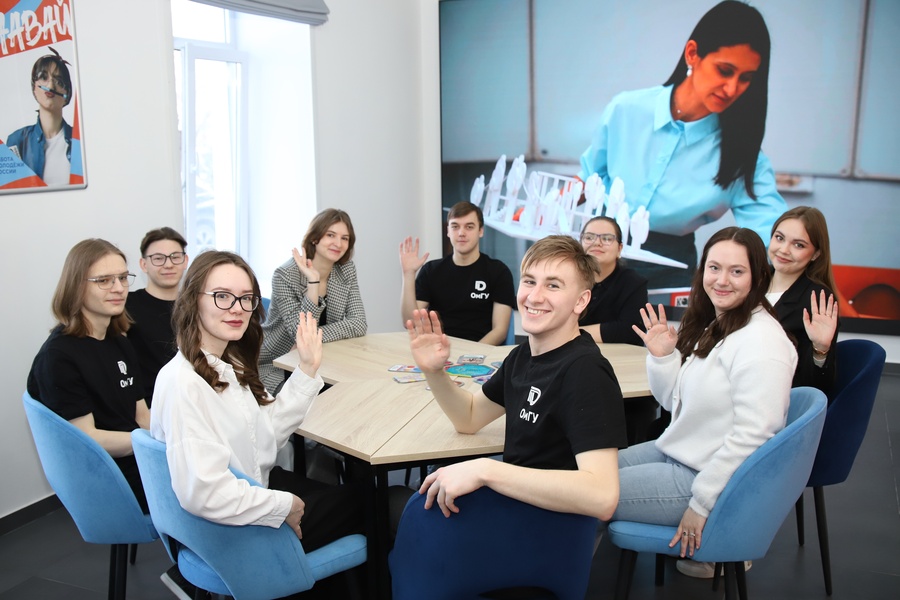 Физики и лирики