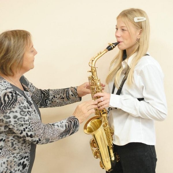 Мастер-класс по игре на саксофоне