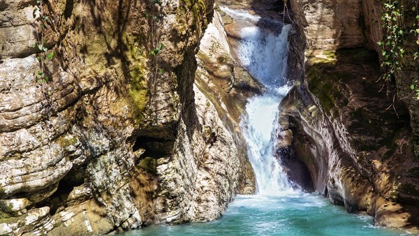 Красота и легенды близлежащих гор