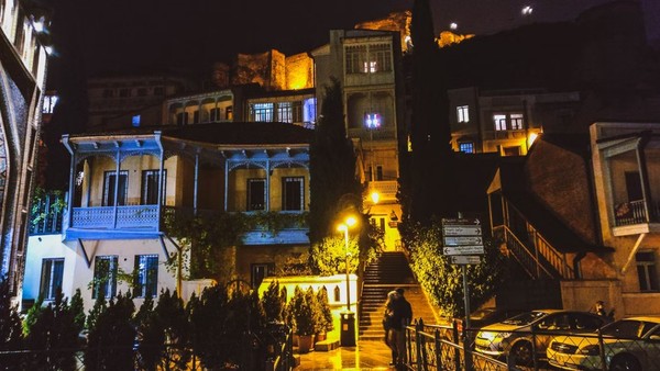 Тбилиси — магия вечернего города