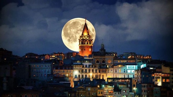 По ночному Стамбулу на автомобиле!