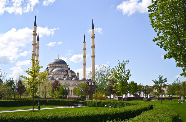 Три города Чечни: Грозный, Аргун, Шали — поездка из Махачкалы