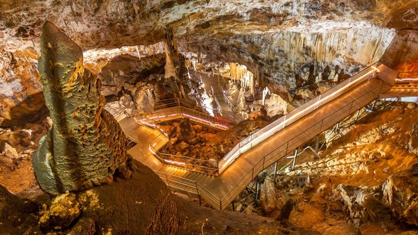 Из Стамбула в Ойлат: горы, пещеры и термальные источники