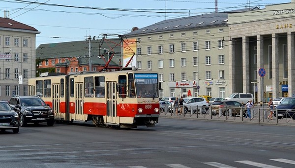 Самые красивые улицы Калининграда на трамвае и пешком