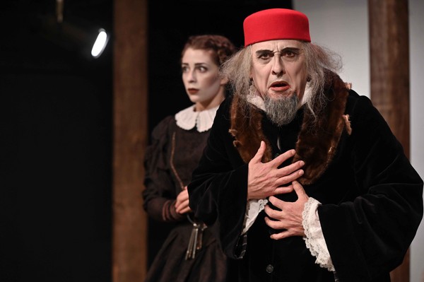 Александр Васильев