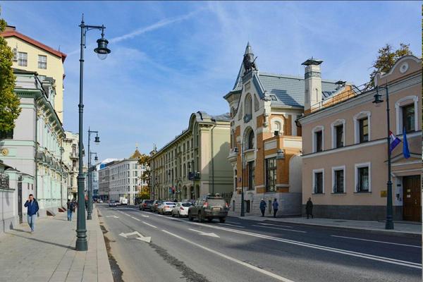 Экскурсия "Кому на Остоженке жить хорошо" Москва