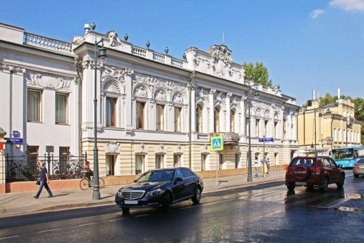 Экскурсия "Пречистенка: улица, возрождённая из пепла"