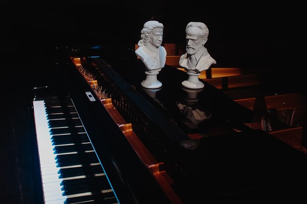 Бах vs Чайковский. Орган vs рояль