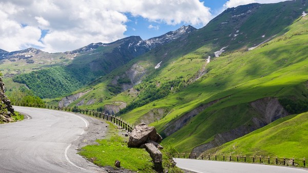 Военно-Грузинская дорога: от Мцхеты до Дарьяльского ущелья из Тбилиси