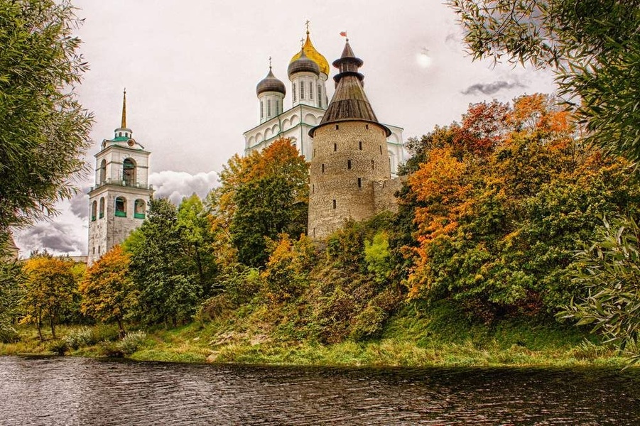 Псков - Избрск. Золотая осень