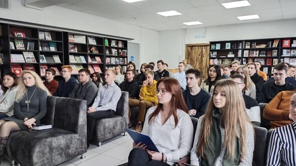 Творческая встреча с писателем, драматургом Айгуль Ахметгалиевой