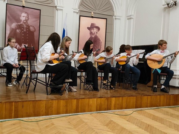 Концерт «Шедевры музыки среди шедевров живописи»