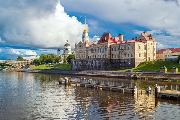 Фотовыставка «Россия от Кавказа до Хибин»