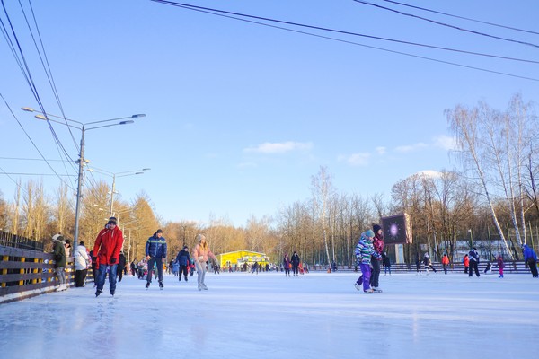 Каток «Серебряный лёд» в Измайловском парке