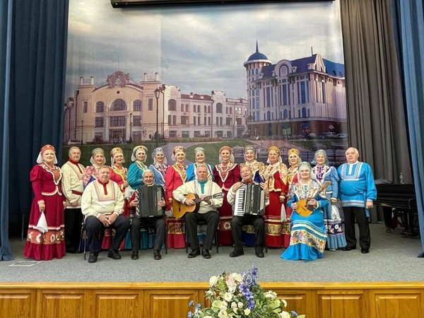 Музыкальная гостиная «С любовью к песне!»