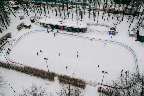 Каток в парке «Дубки»