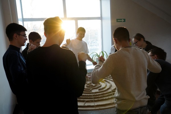 Новогодняя программа «Заклинатели змей»