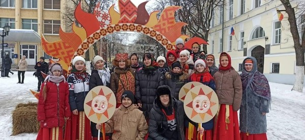 Концерт Образцового ансамбля народной песни «Перезвоны» «Новогодние посиделки»