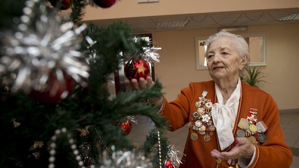 «Новогоднее настроение!» праздничная программа для клуба «Совет ветеранов», «Мудрость»