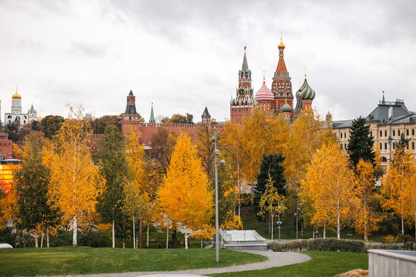 Парк «Зарядье» — Красная площадь