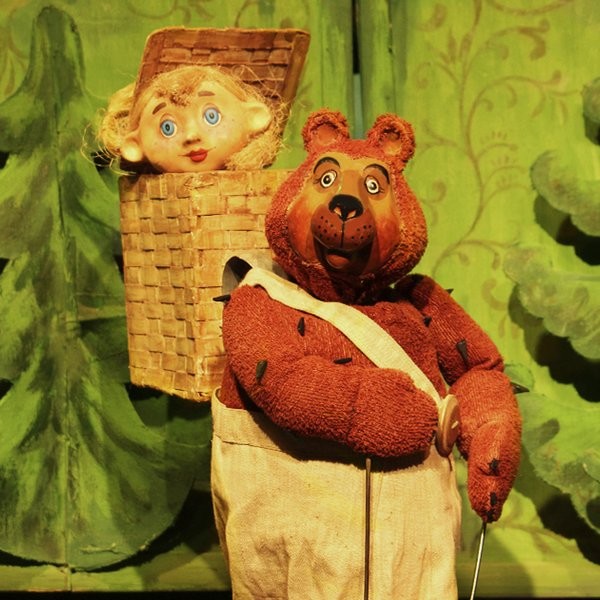 Спектакль «Машенька и Медведь»