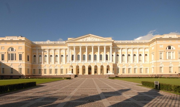 Экспозиция Михайловского дворца
