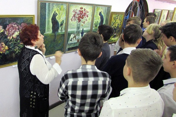 Персональная выставка работ липецкой художницы Нины Быковой «Мир вокруг нас»