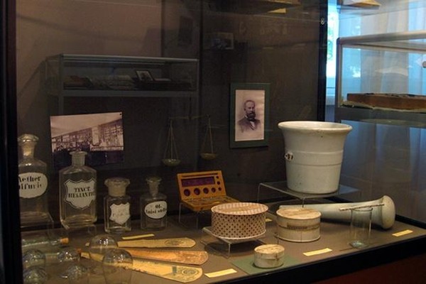 Обзорная экскурсия по экспозиции Музея истории медицины Тамбовской области