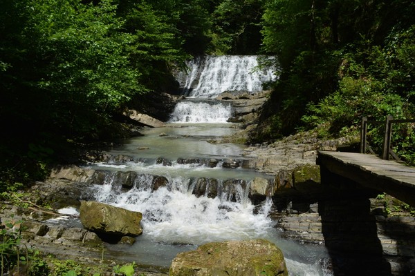 Хайкинг к Змейковским водопадам