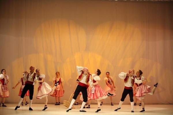 VI-й краевой фестиваль-конкурс хореографического искусства «Танцевальный вернисаж»