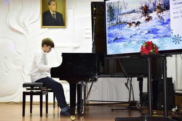 Концерт младших классов фортепианного отделения