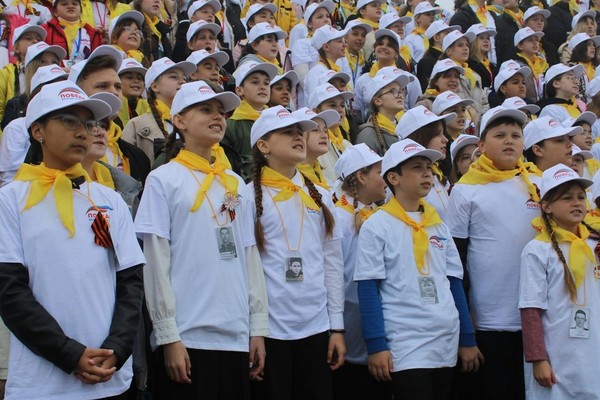 Репетиция участников детского (сводного) 1000 хора Поющая юность Ставрополья