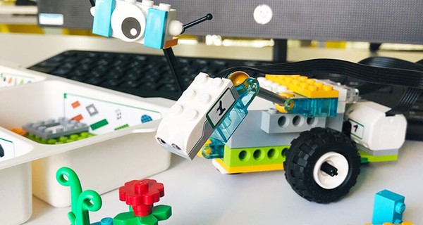 Семейный мастер-класс «Основы робототехники с Lego»
