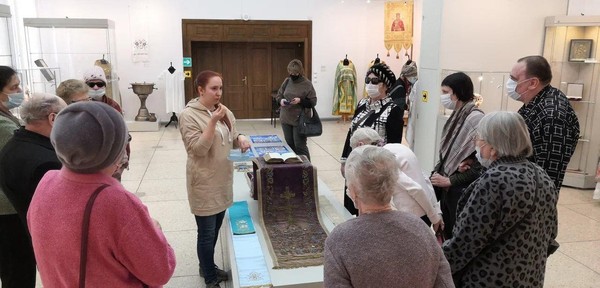 Православная выставка «В начале было Слово»