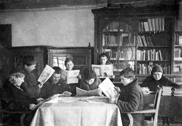 Тематическая программа к 100-летию Пироговской библиотеки «От избы–читальни»