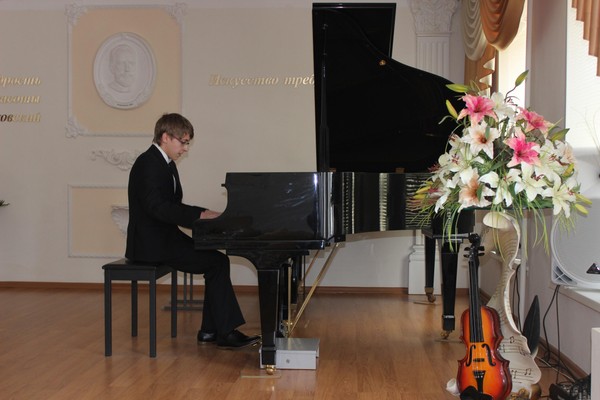 «Волшебные мелодии» концерт фортепианной музыки
