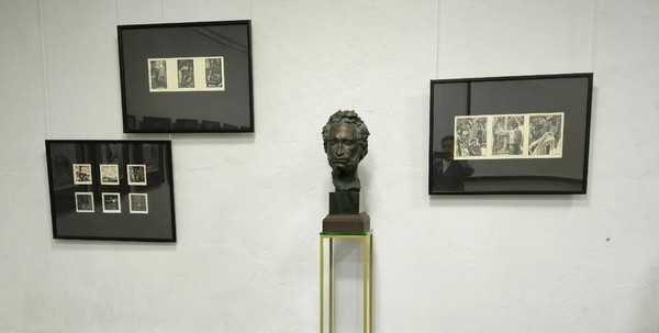 Выставка «Пушкин в черно-белом»