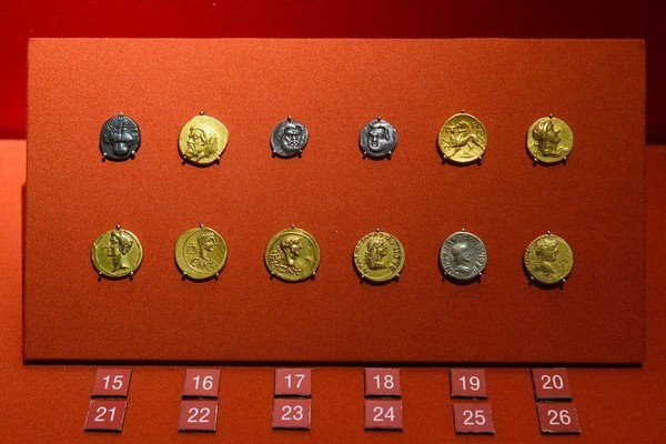 Программа «Античные монеты из коллекции графа А. С. Уварова»