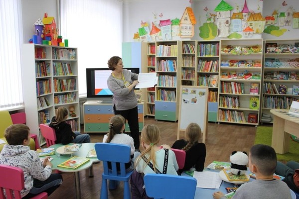 Акция «День полярного кино» в детской библиотеке