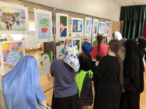 Выставка детского рисунка «День России»