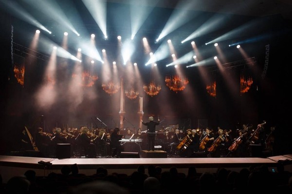 Закрытие 56-го концертного сезона «Ретроволна»