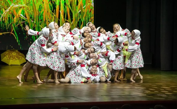 Открытый урок студии НАСХ «Акцент» по стилизации русского народного танца для детей