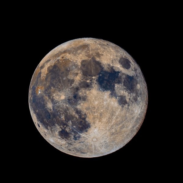Показ полнокупольного фильма «Возвращение на Луну навсегда»