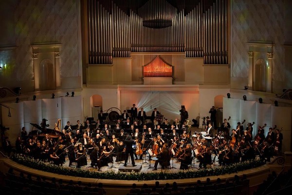 Трансляция концерта Государственного академического симфонического оркестра России