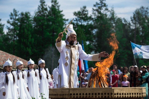 Онлайн-лекция «Ысыах – якутский традиционный праздник лета»