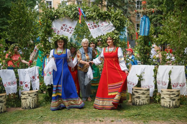 Городской фольклорный праздник «Троица»