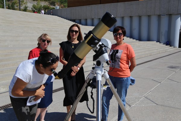 Планетарий приглашает на Набережную реки Белая понаблюдать Солнце в телескоп