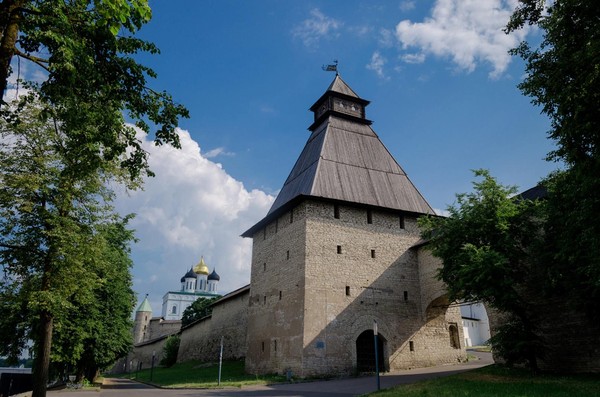Экспозиция и смотровая площадка Власьевской башни