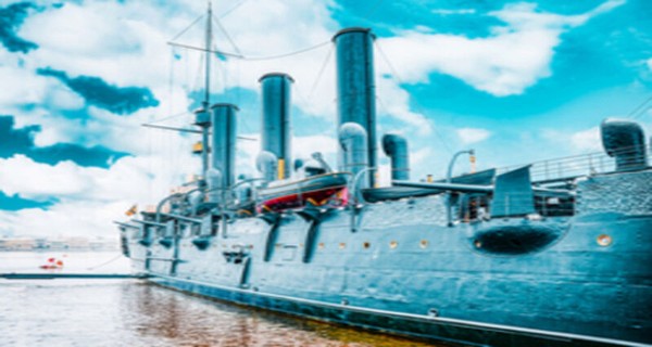 Посещение крейсера «Аврора» от компании «Парус-Петербург»