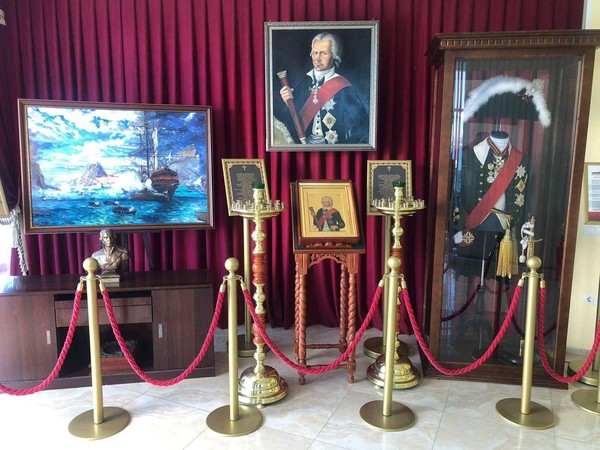 Экспозиция клуба-музея ВМФ Севастопольской кают-компании
